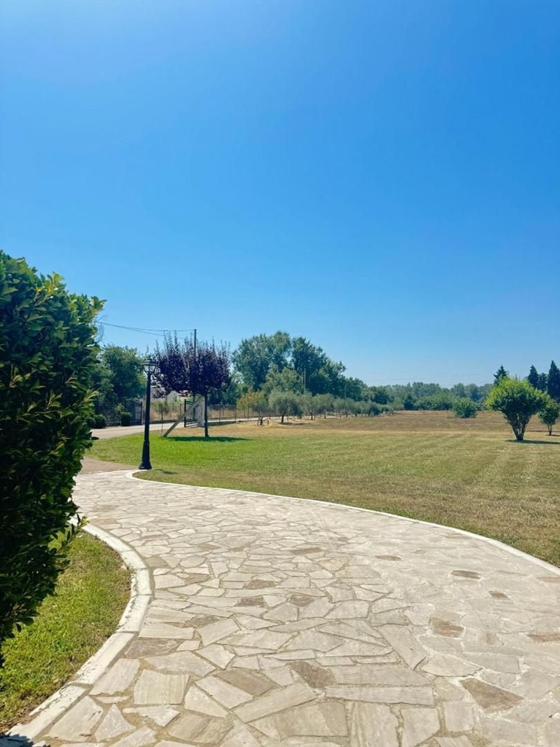 Casa Family Hotel Ulcinj Exterior photo