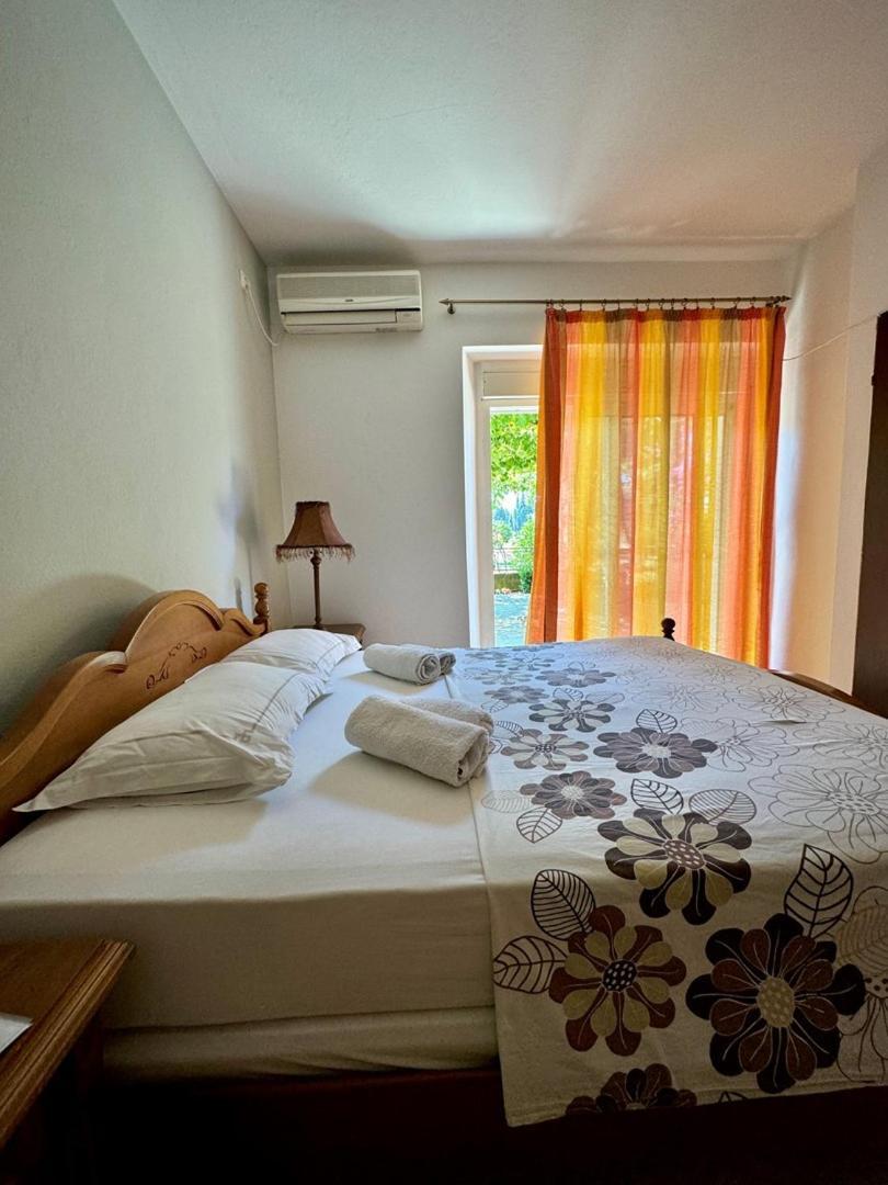 Casa Family Hotel Ulcinj Exterior photo