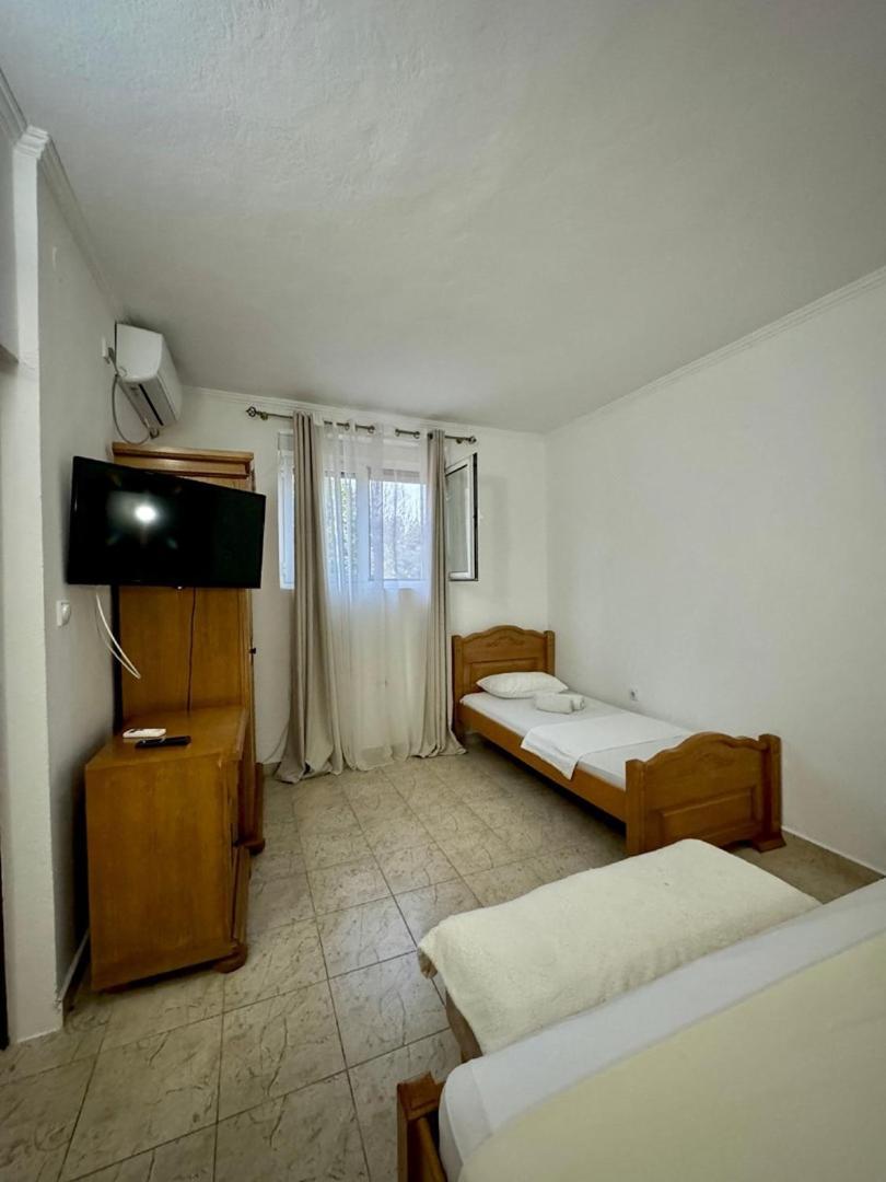Casa Family Hotel Ulcinj Exterior photo