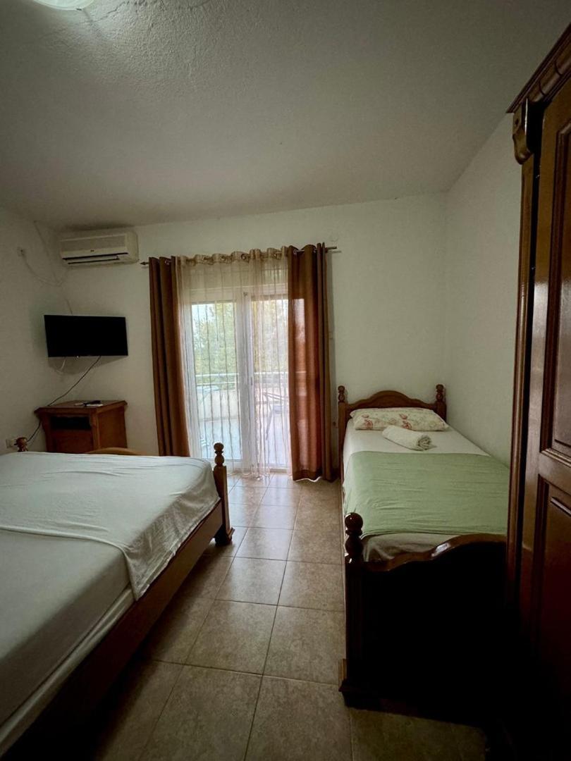 Casa Family Hotel Ulcinj Exterior photo