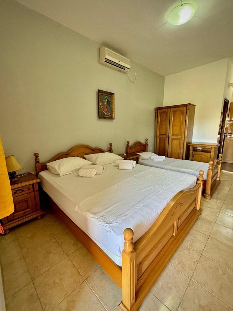 Casa Family Hotel Ulcinj Exterior photo
